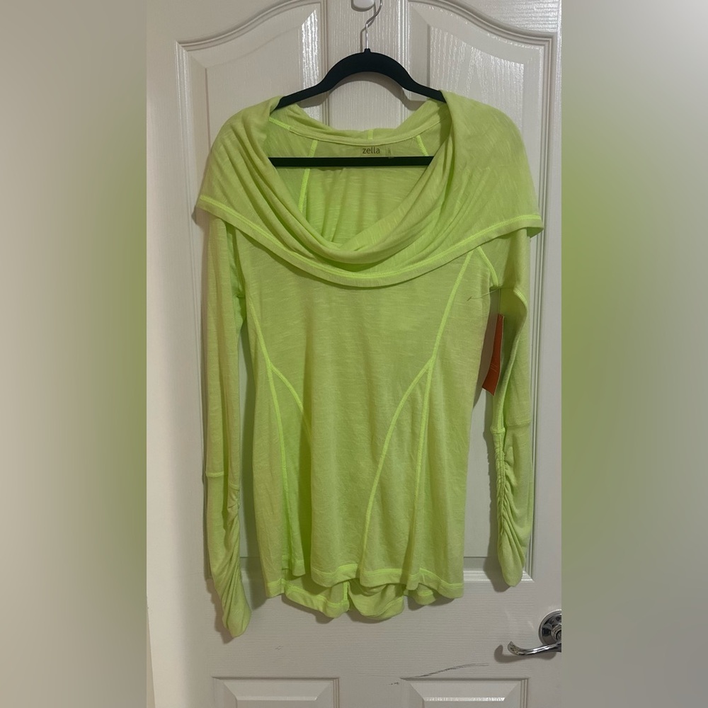 NWT Women’s ZELLA Cowl Neck Athleisure Lightweight Long Sleeve Relaxed Fit Top L